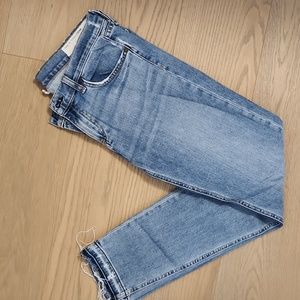 Women's rag and bone size 28 jeans